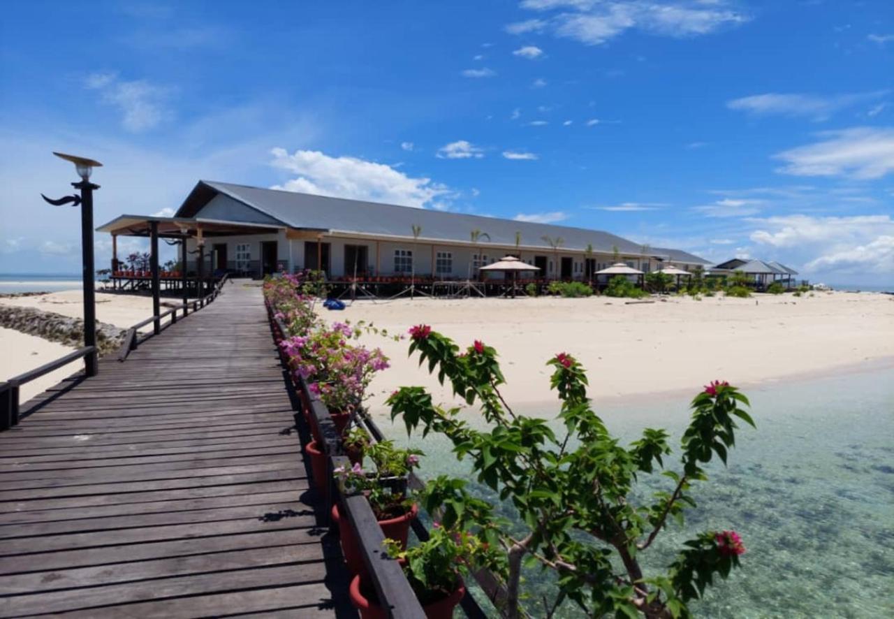 Santiri Island Resort 셈포르나 외부 사진