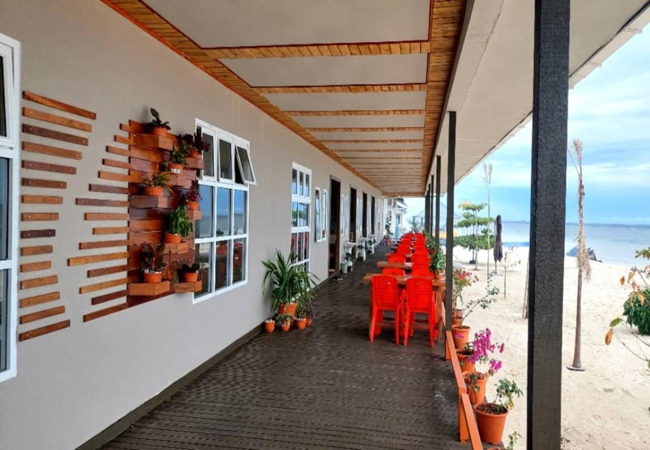 Santiri Island Resort 셈포르나 외부 사진