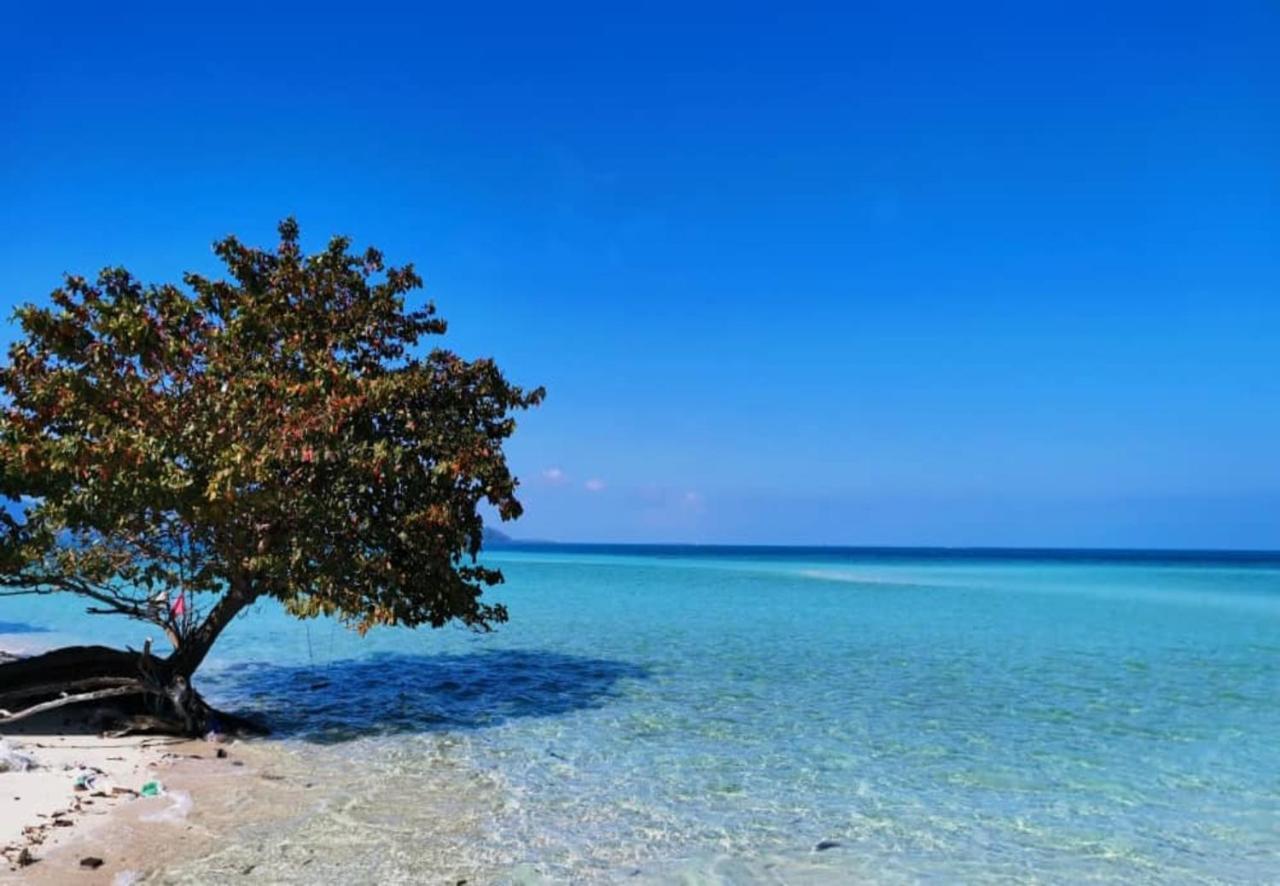 Santiri Island Resort 셈포르나 외부 사진